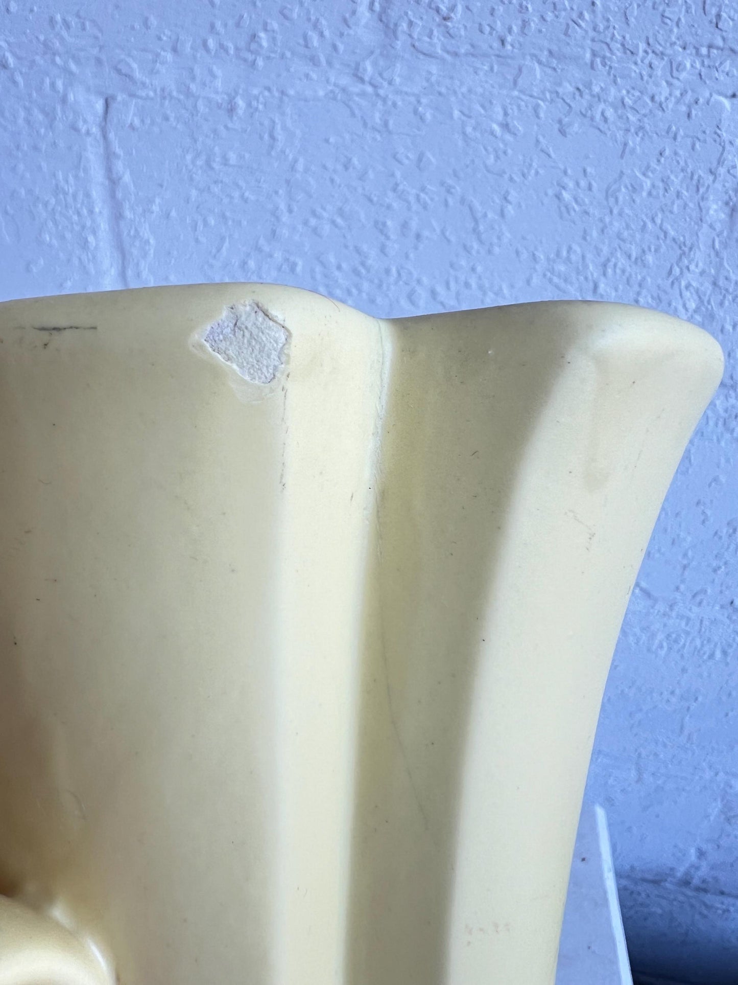 Vintage Yellow MCM Vase 9" | Mid-Century Modern Vase, Yellow Vintage Vase, Curvy Old Vase, MCM Shelf Styling