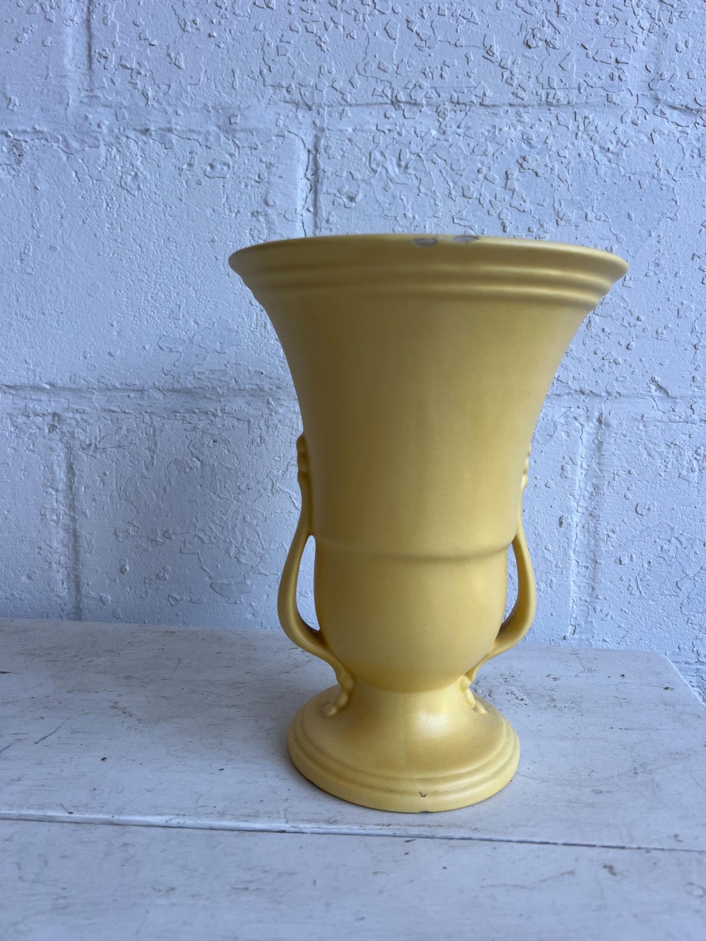 Vintage Yellow MCM Haeger Vase 9" | Mid-Century Modern Vase, Yellow Vintage Vase, Curvy Old Vase, MCM Shelf Styling