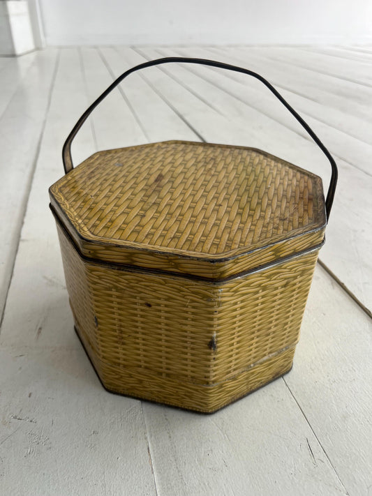 Vintage Brown Metal Tin Basket and Lid, Rusty Tin Vintage | Loose-Wiles Biscuit Company Tin Basket, Sunshine Biscuit Tin