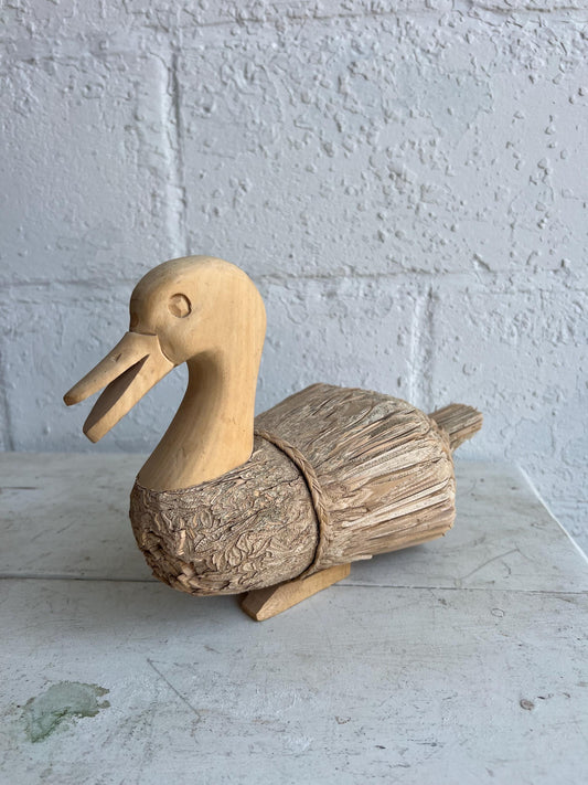 Vintage Folk Art Duck Figurine: Wood & Straw Decor